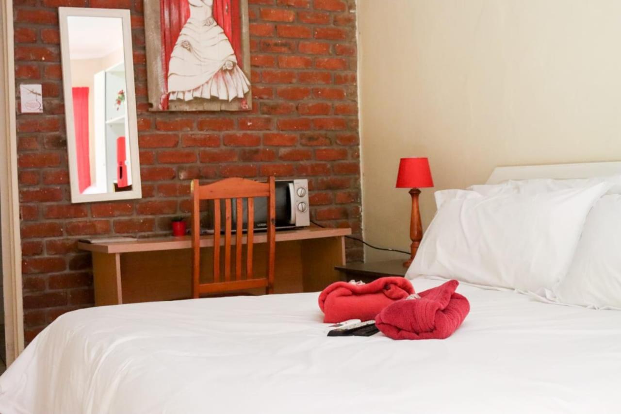 The Ultimate Lodge Louis Trichardt Esterno foto