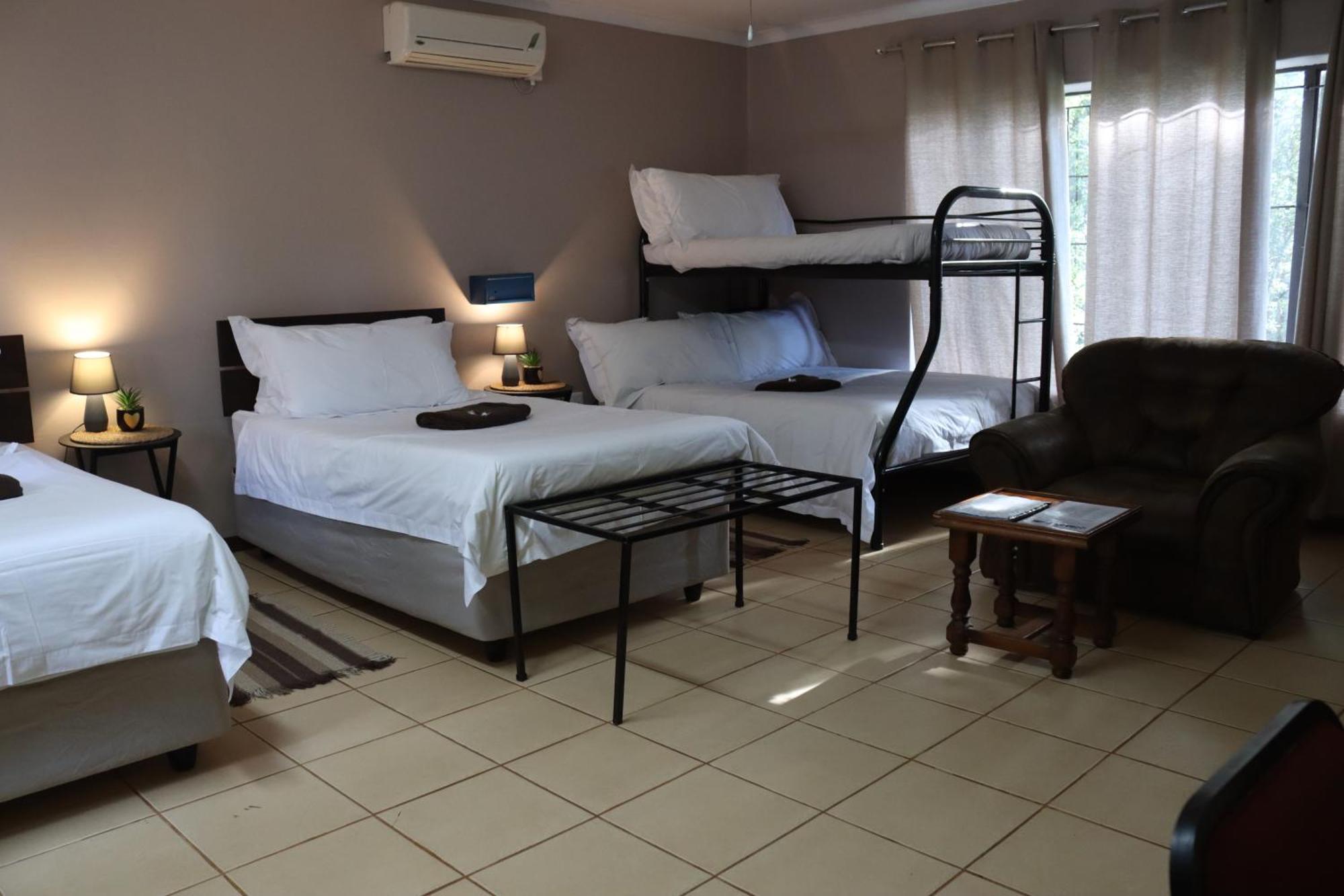 The Ultimate Lodge Louis Trichardt Esterno foto