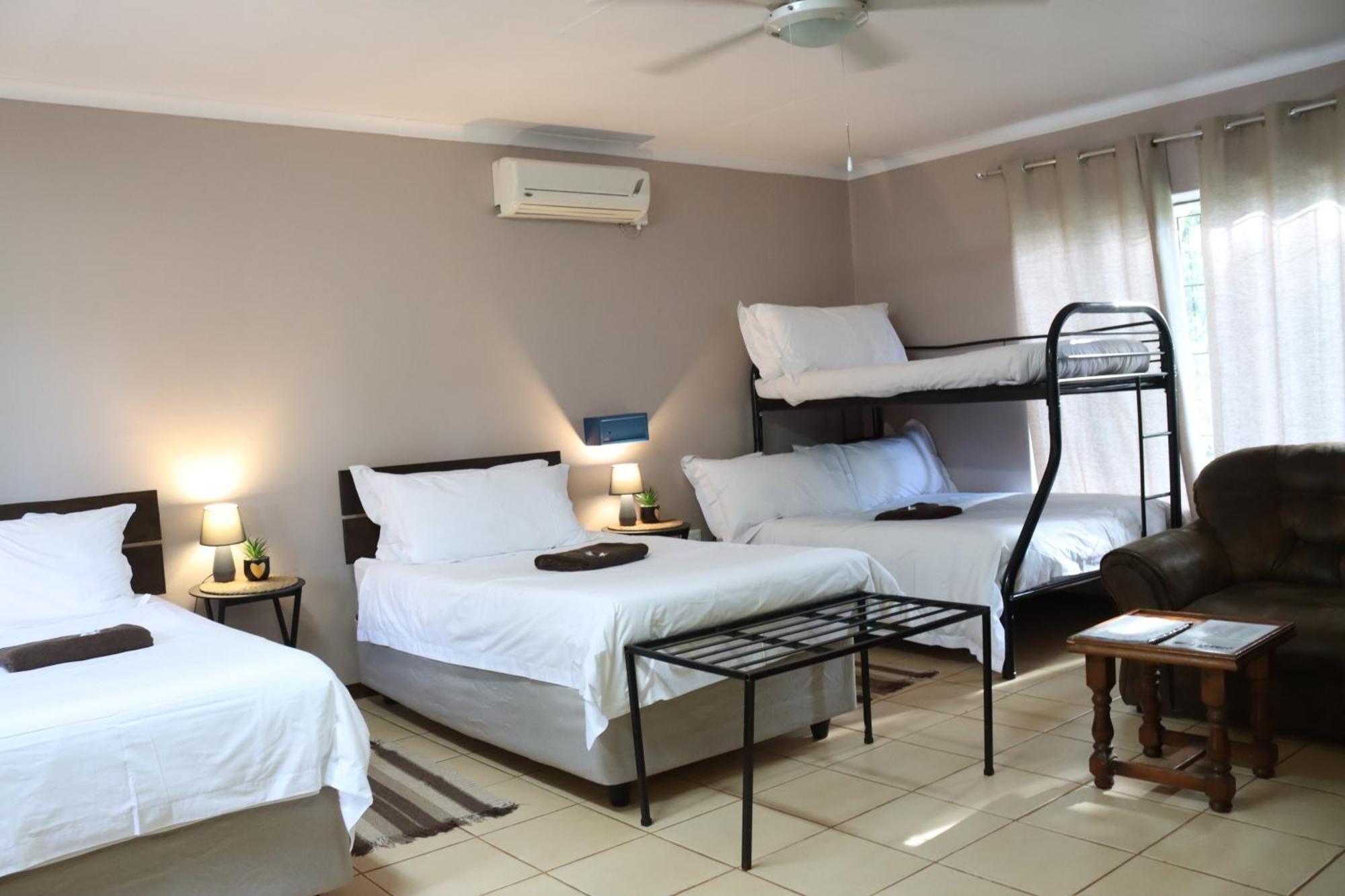 The Ultimate Lodge Louis Trichardt Esterno foto